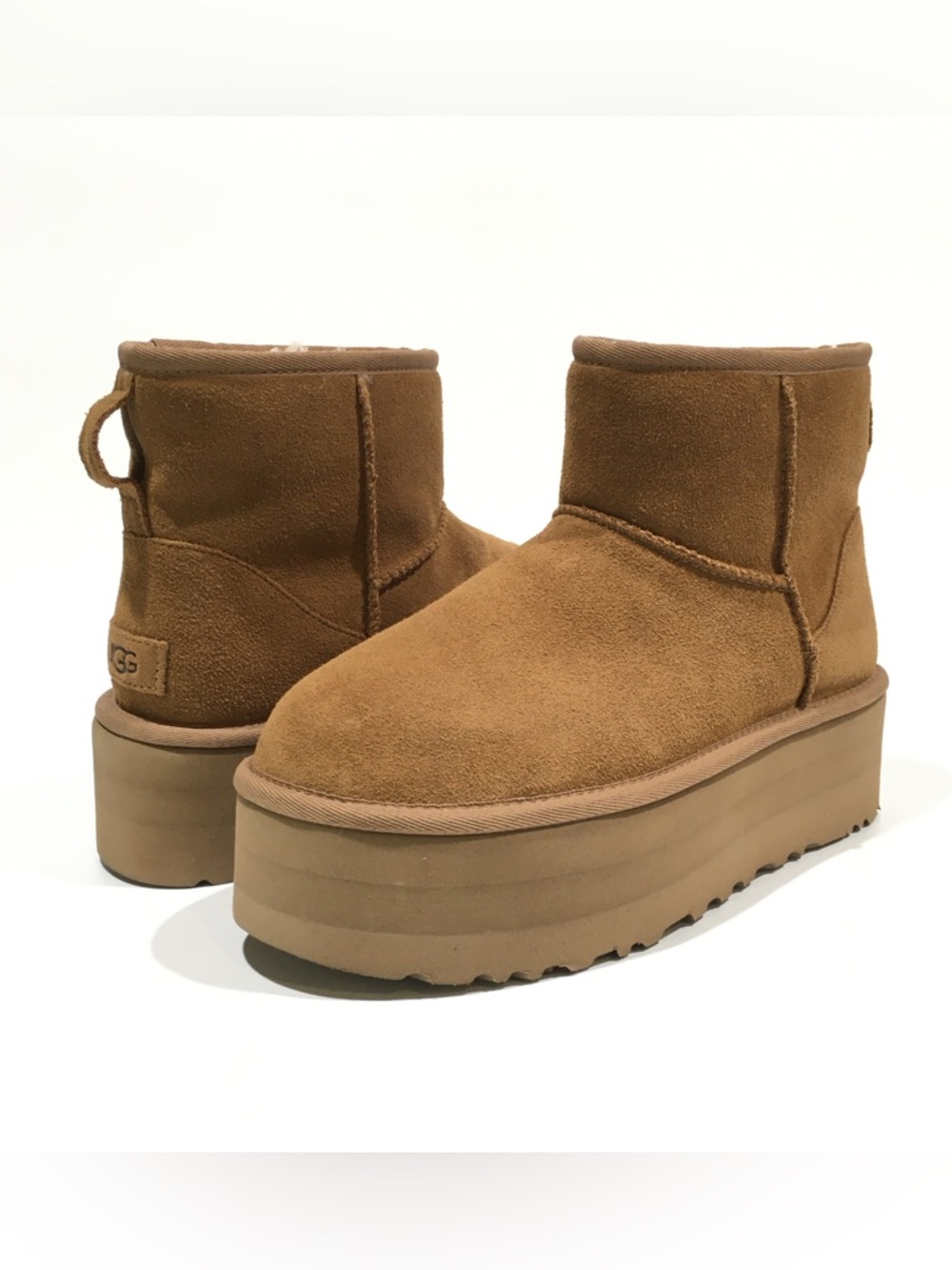 UGG CLASSIC MINI PLATFORM BOOTS -CHESTNUT SUEDE -WOMEN’S US 9 -NEW